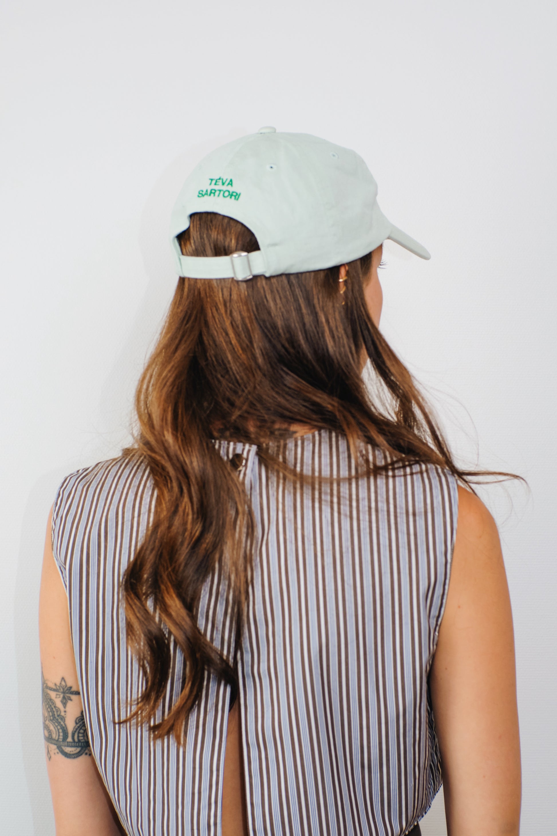 casquette chaise